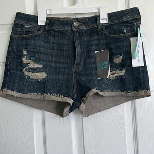 Kadence Mid Rise Cuffed Short